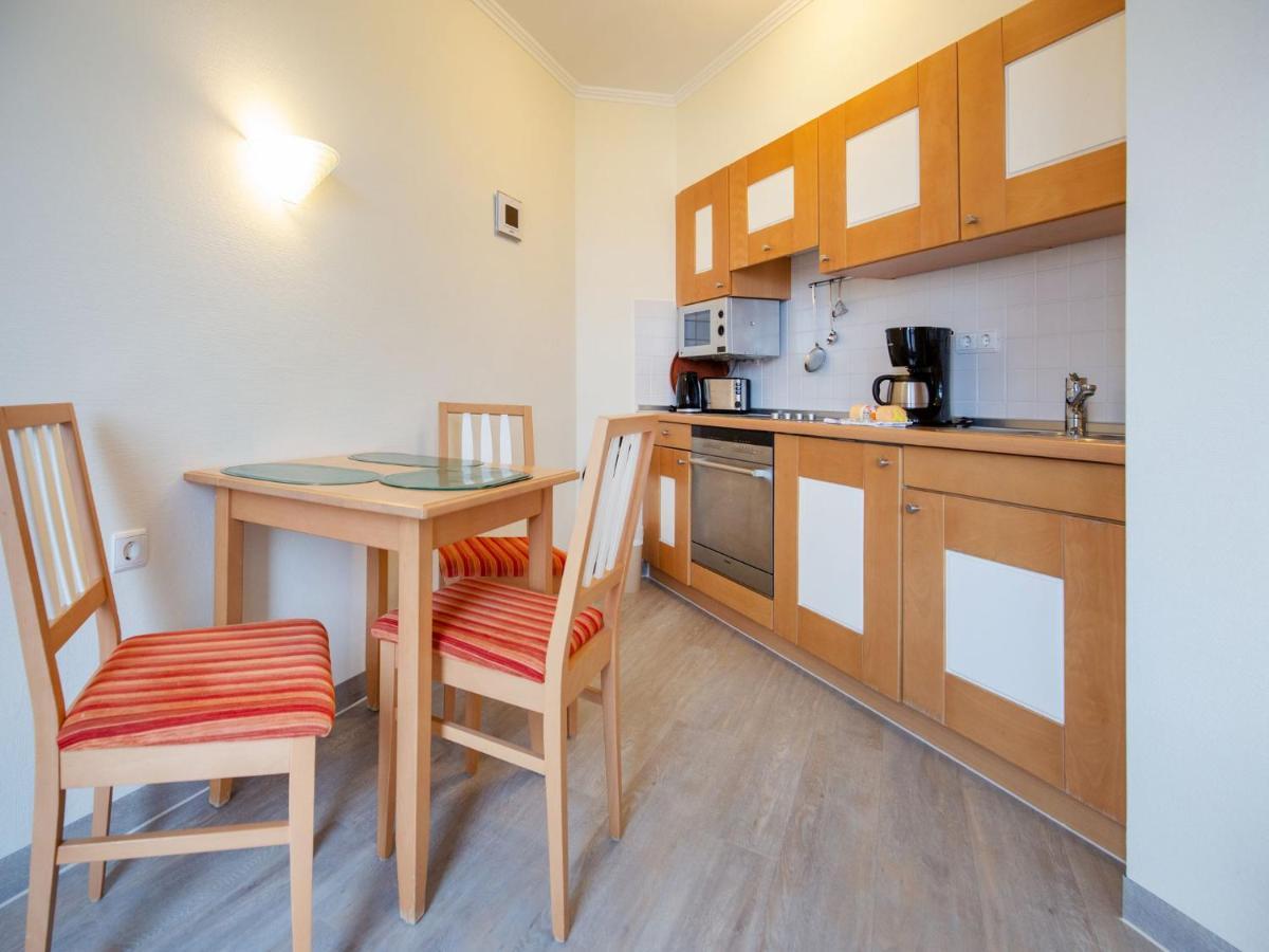Komfort Mit 1 Schlafzimmer Und Balkon Im Dachgeschoss 011 Apartment *